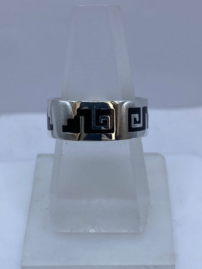 Anillo Greca Calado en Plata .925 con Obsidiana, vista lateral