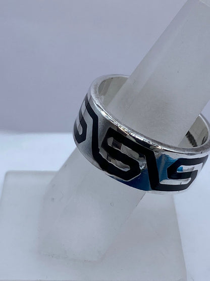 Anillo Greca Moderna en Plata .925 con Obsidiana, vista lateral