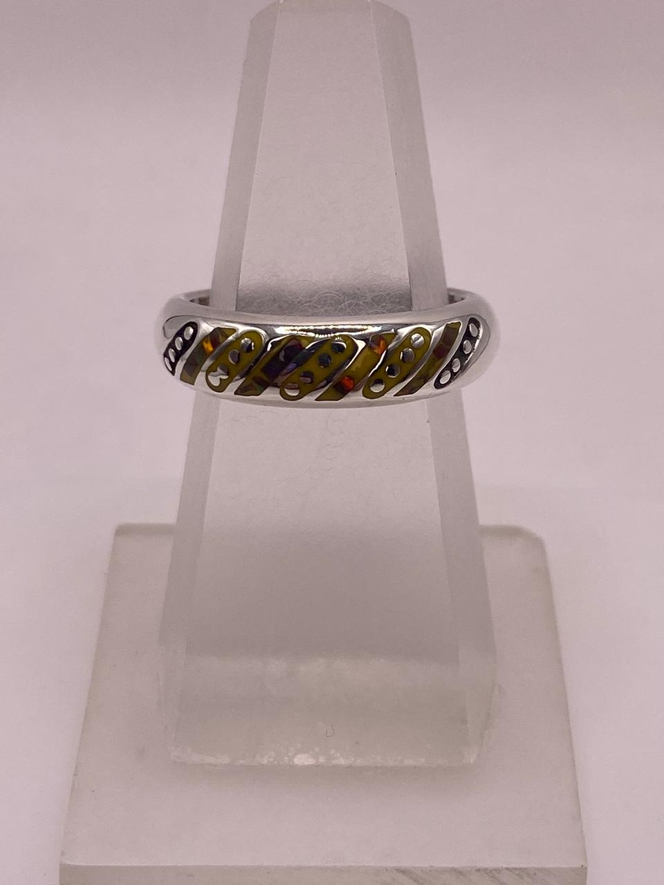 Anillo con Incrustación Diagonal de Plata 950 y Ópalo de Fuego