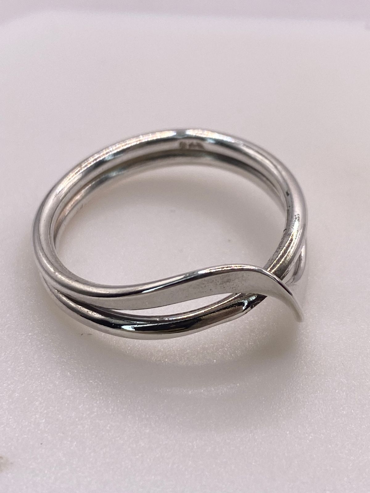 ♾️✨ Anillo Infinito Moderno en Plata .925