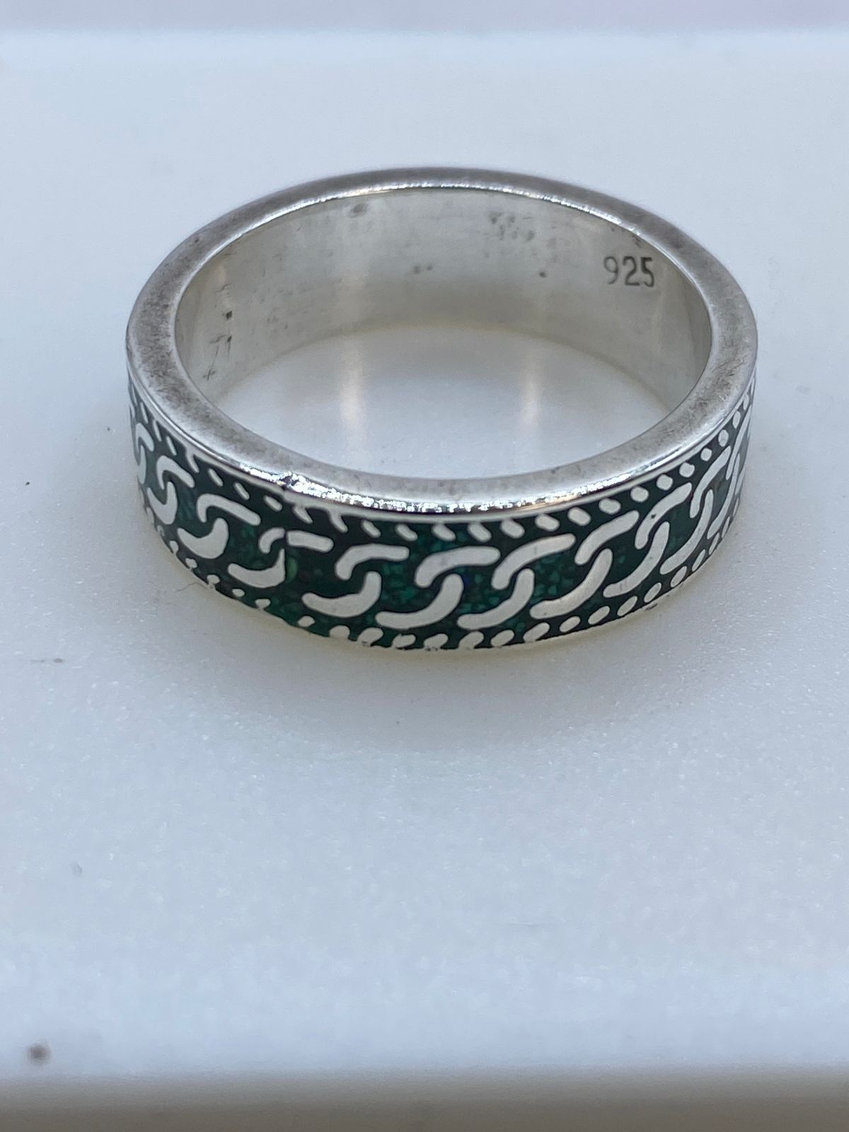 Anillo de Malaquita Entrelazada en Plata .925