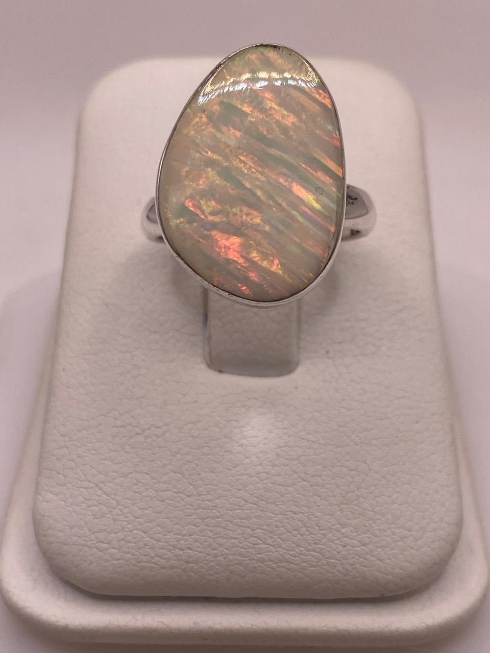 Anillo Minimalista Ajustable con Ópalo de Fuego en Plata .925