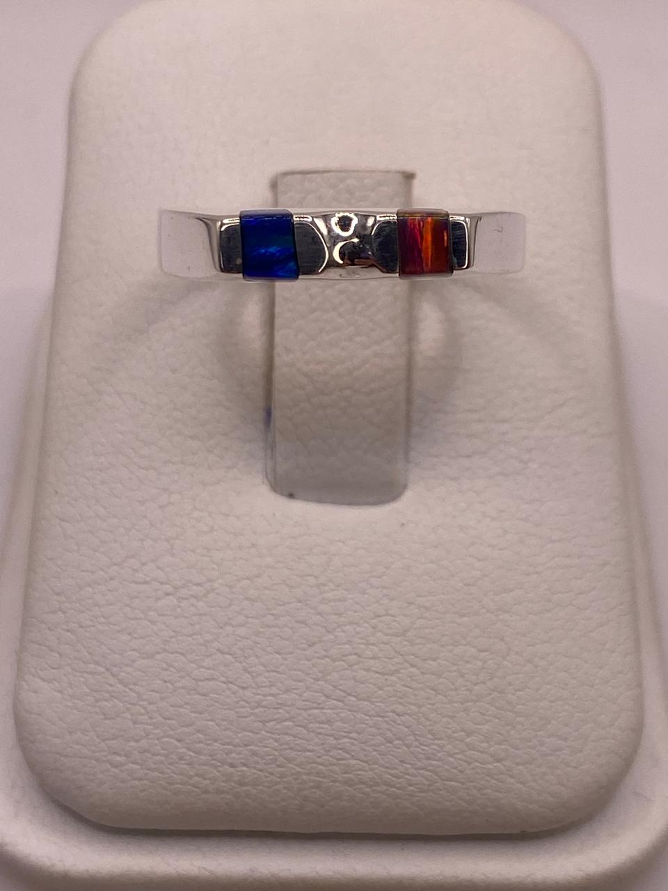 Anillo Minimalista de Plata 950 con Ópalo de Fuego