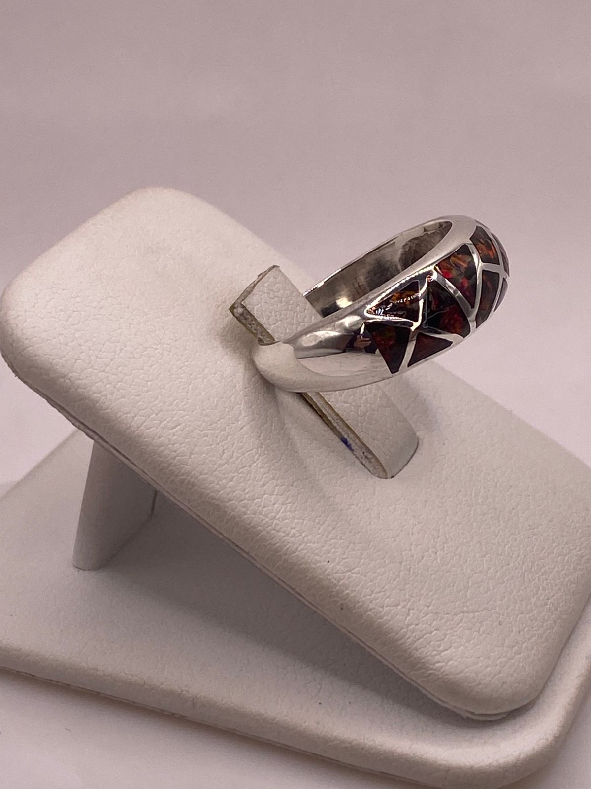 Anillo Moderno Geométrico de Plata 950 con Ópalo de Fuego