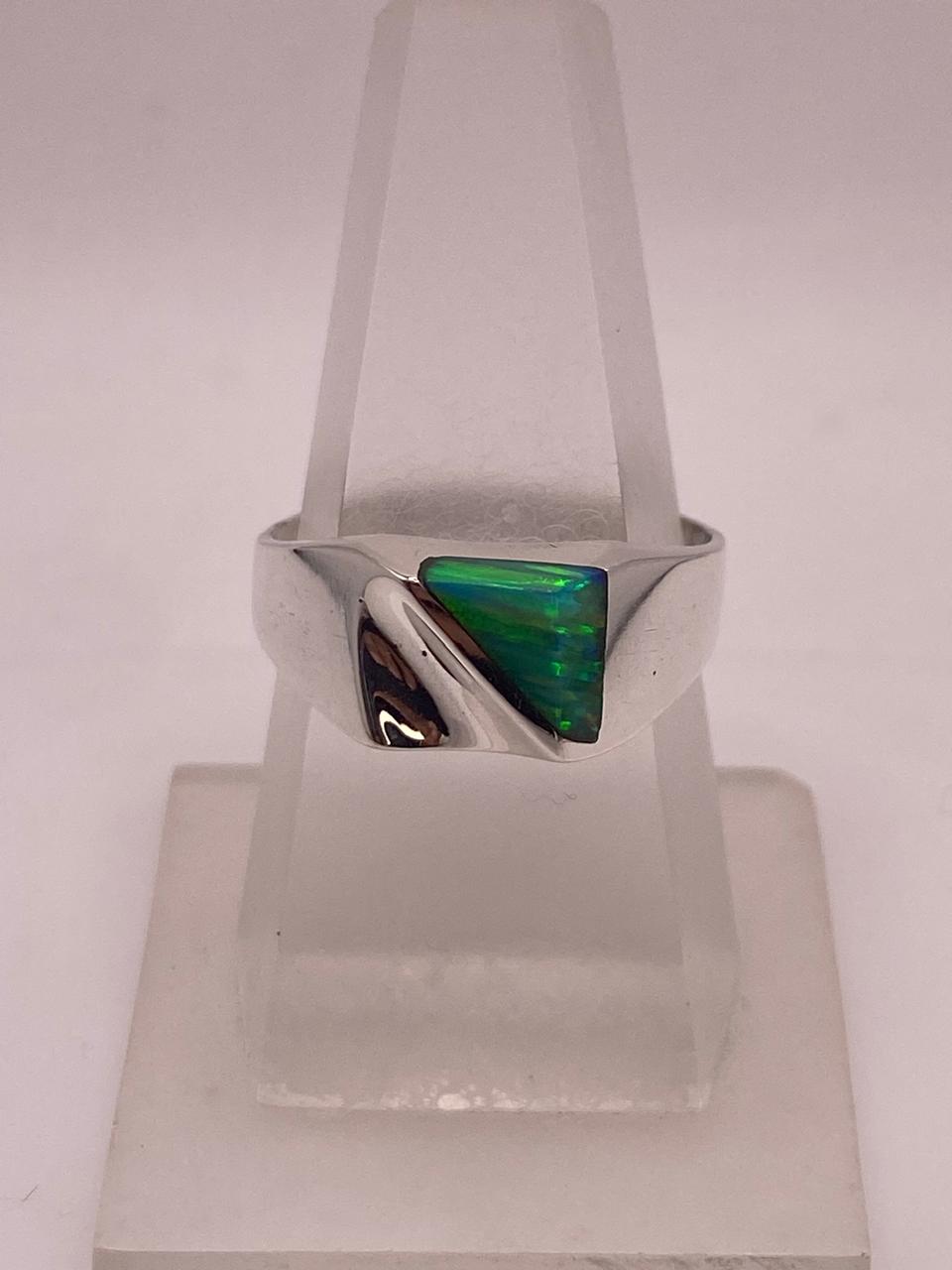 Anillo Moderno de Plata 925 con Ópalo de Fuego
