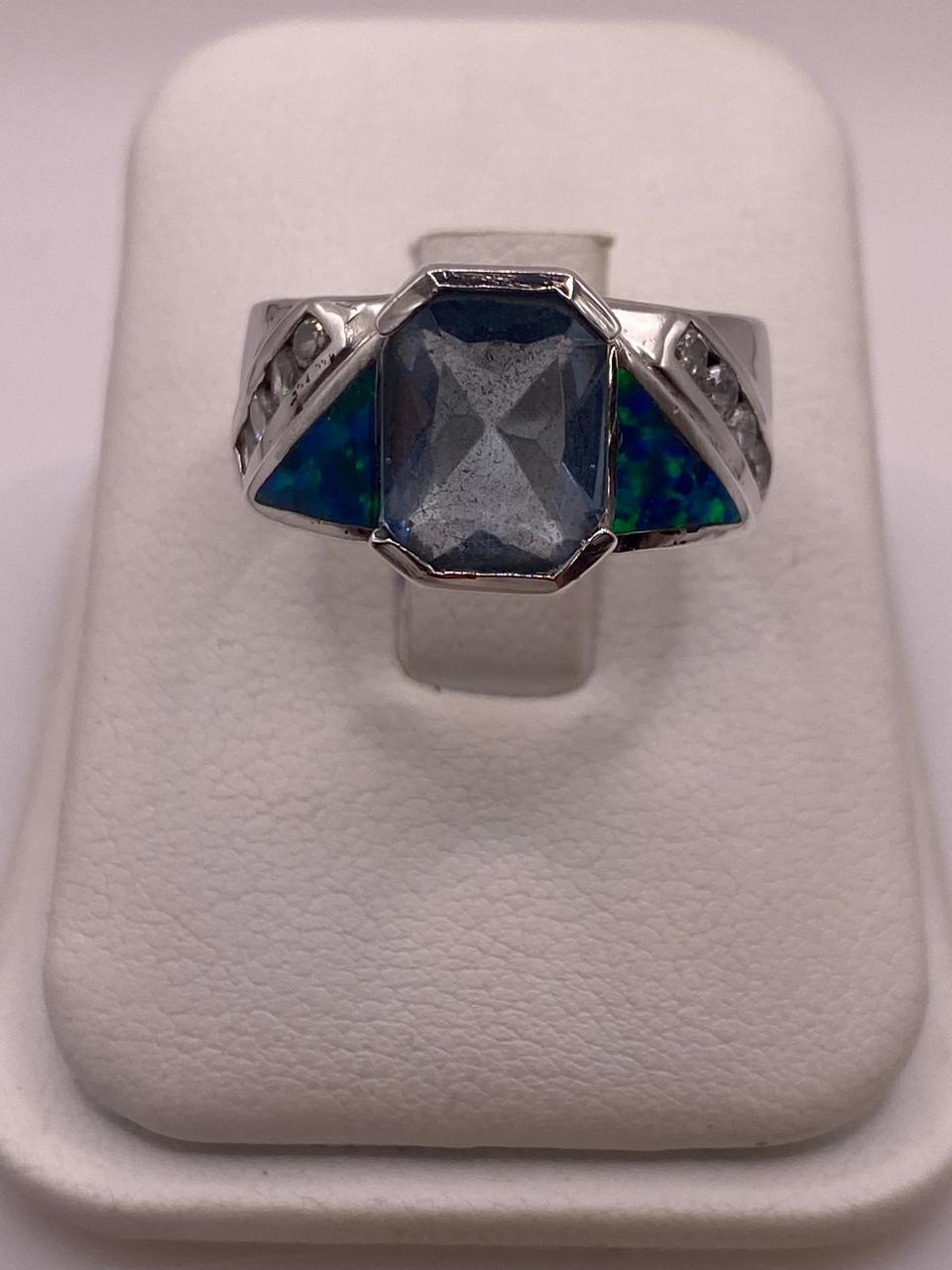 Anillo Moderno de Plata 925 con Ópalo de Fuego y Zirconia