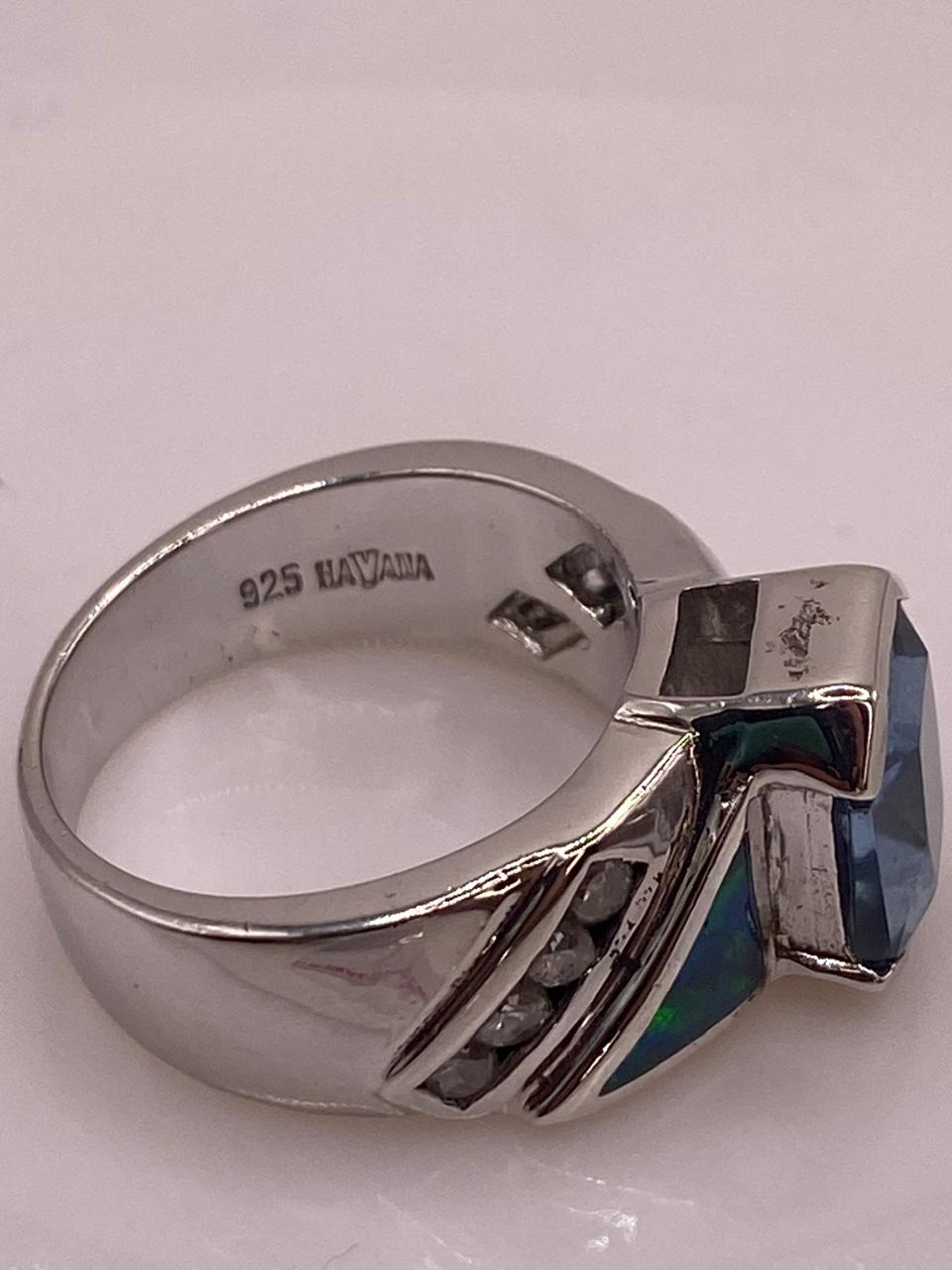Anillo Moderno de Plata 925 con Ópalo de Fuego y Zirconia