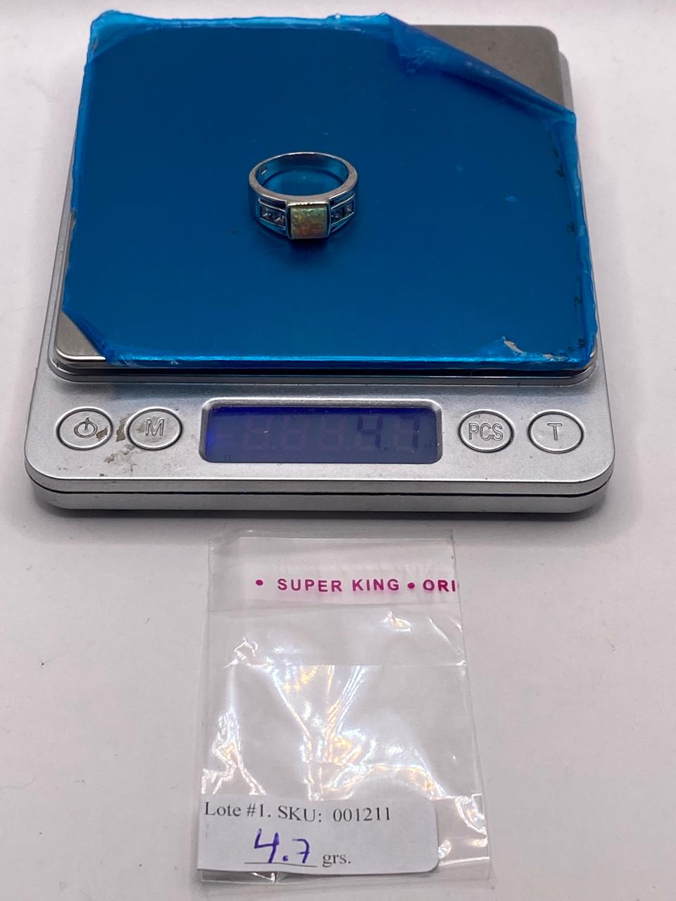 Anillo Moderno de Plata 925 con Ópalo de Fuego y Zirconia