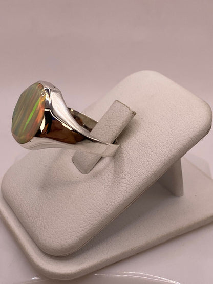Anillo Octagonal con Ópalo de Fuego en Plata .950