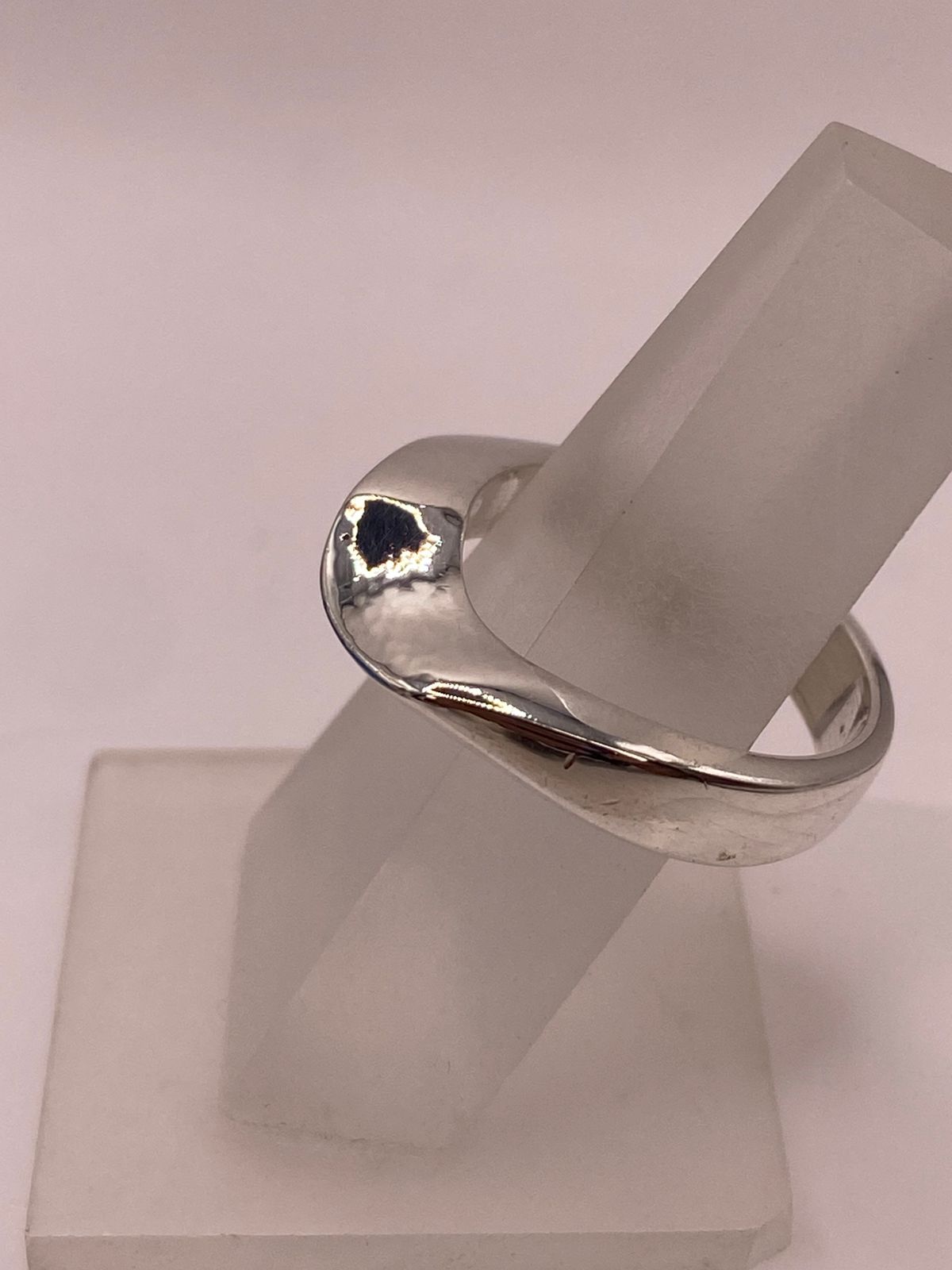 Anillo Ondulado Martillado en Plata .925