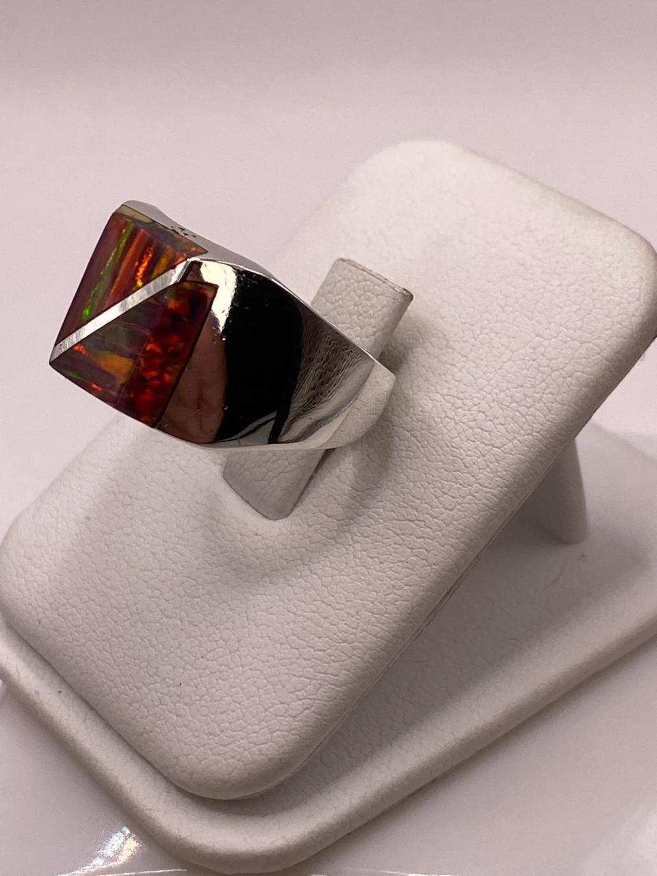 🔥💎 Anillo de Ópalo de Fuego con Diseño Geométrico en Plata Ley 925