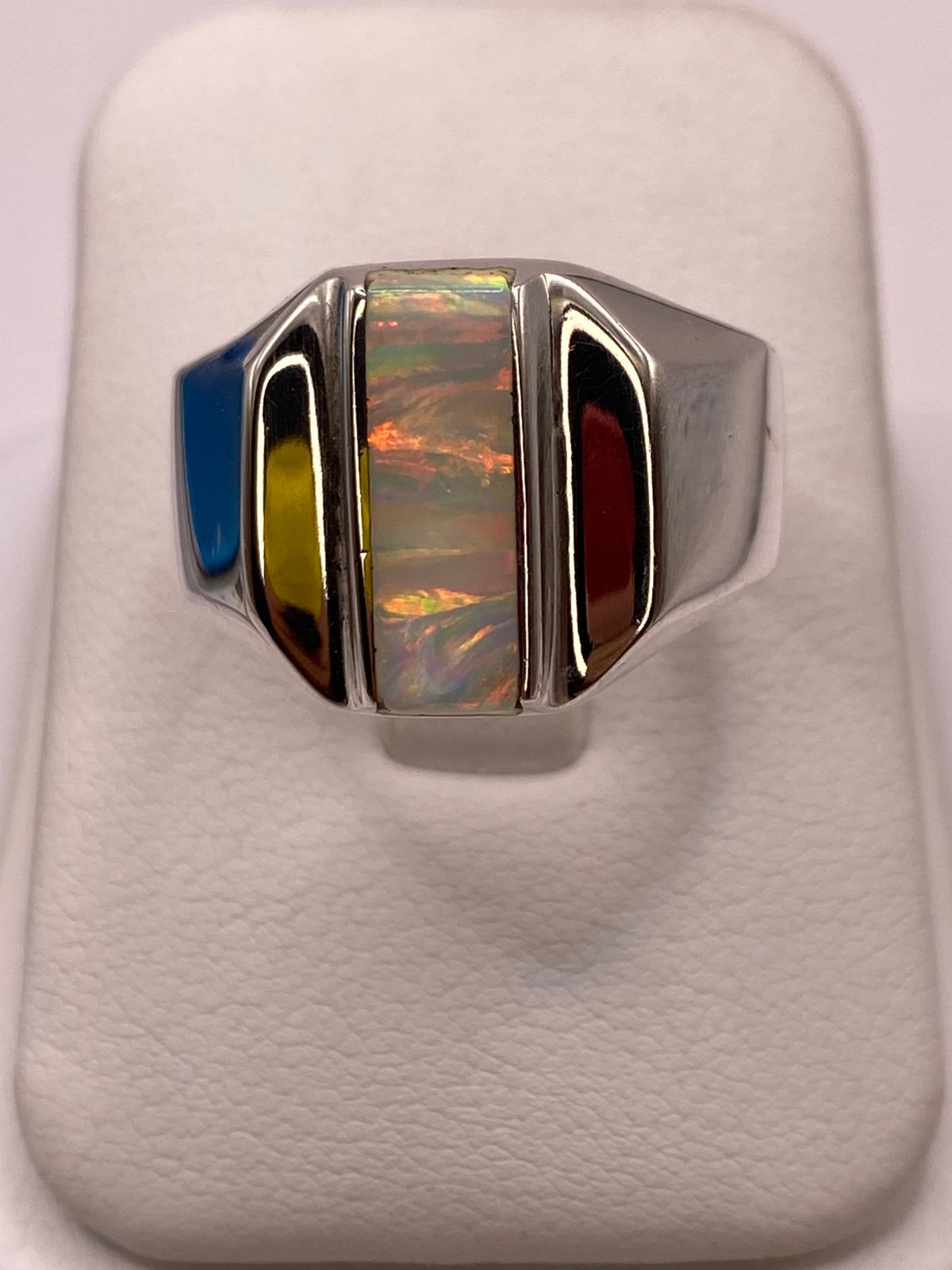 🔥 Anillo con Ópalo de Fuego y Placas Laterales Plata Ley 950