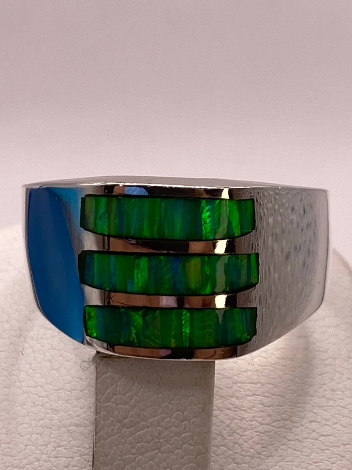 Anillo con Ópalo de Fuego Plata Ley 950 Diseño Triple Incrustación