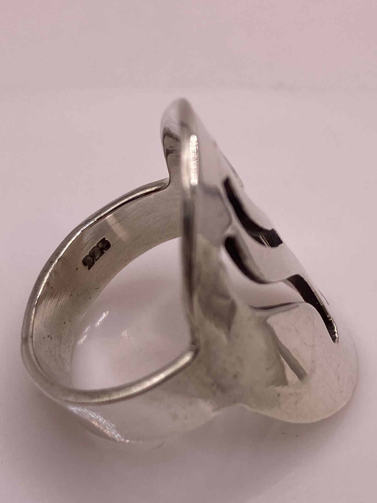 Anillo Ovalado Ondas en Plata .925