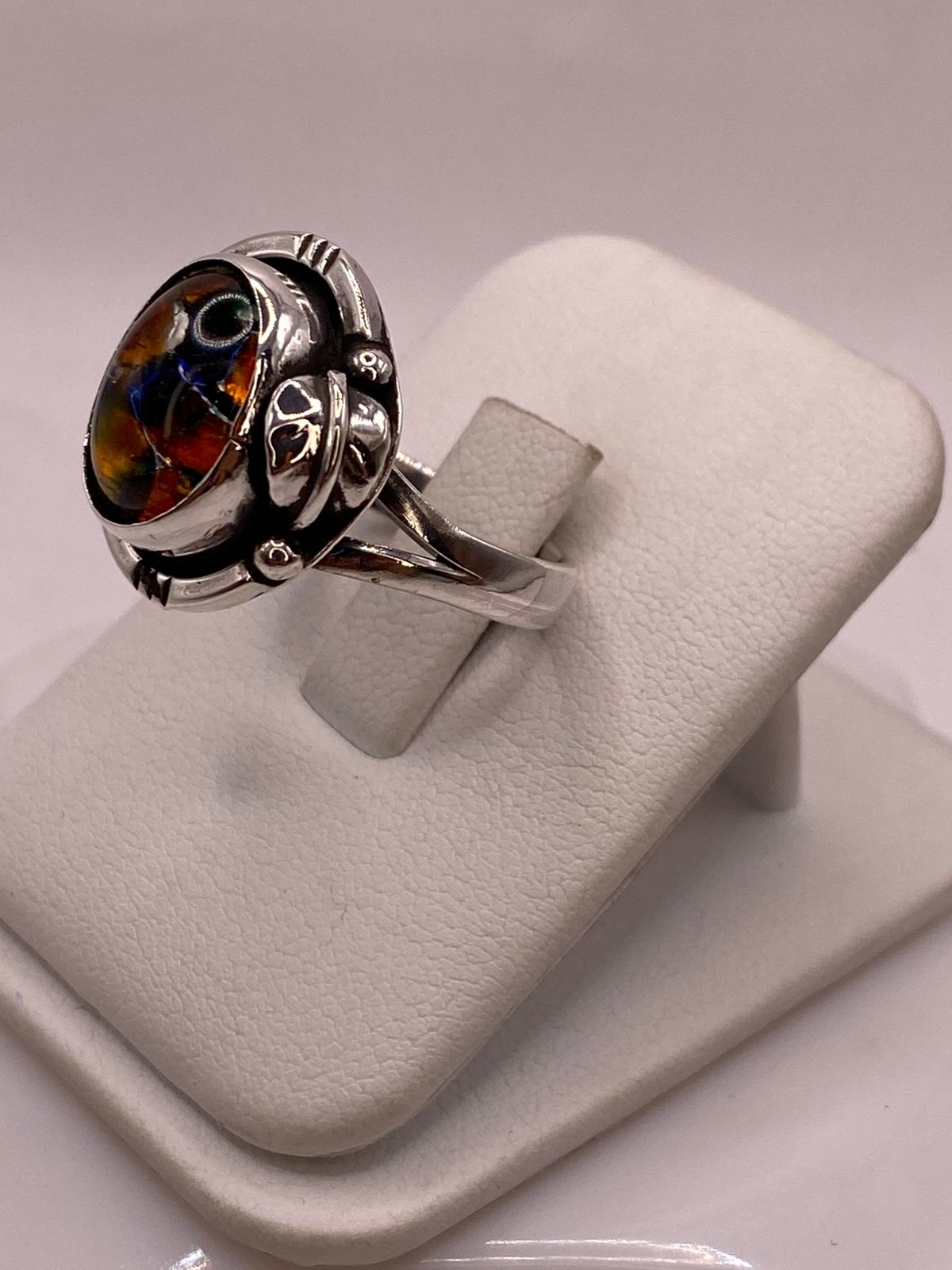 Anillo Plata Ley 925 con Ópalo de Fuego Diseño Ovalado Artesanal