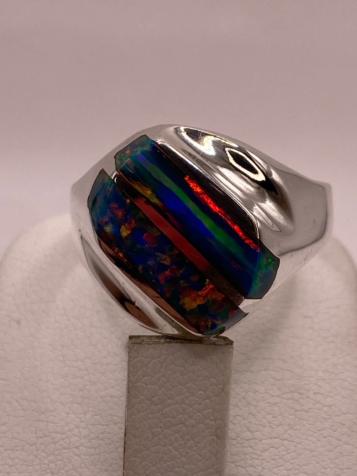 Anillo Plata Ley 925 con Ópalo de Fuego Diseño Segmentado Moderno