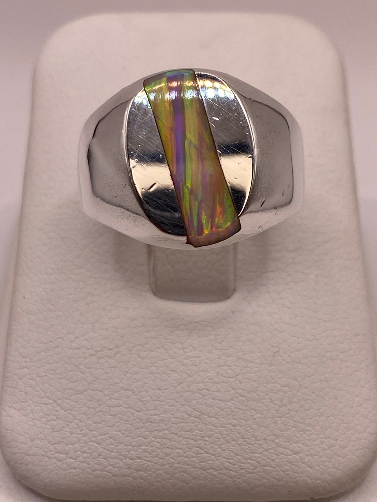 Anillo Plata Ley 925 Ópalo de Fuego Diseño Ovalado con Incrustación Diagonal