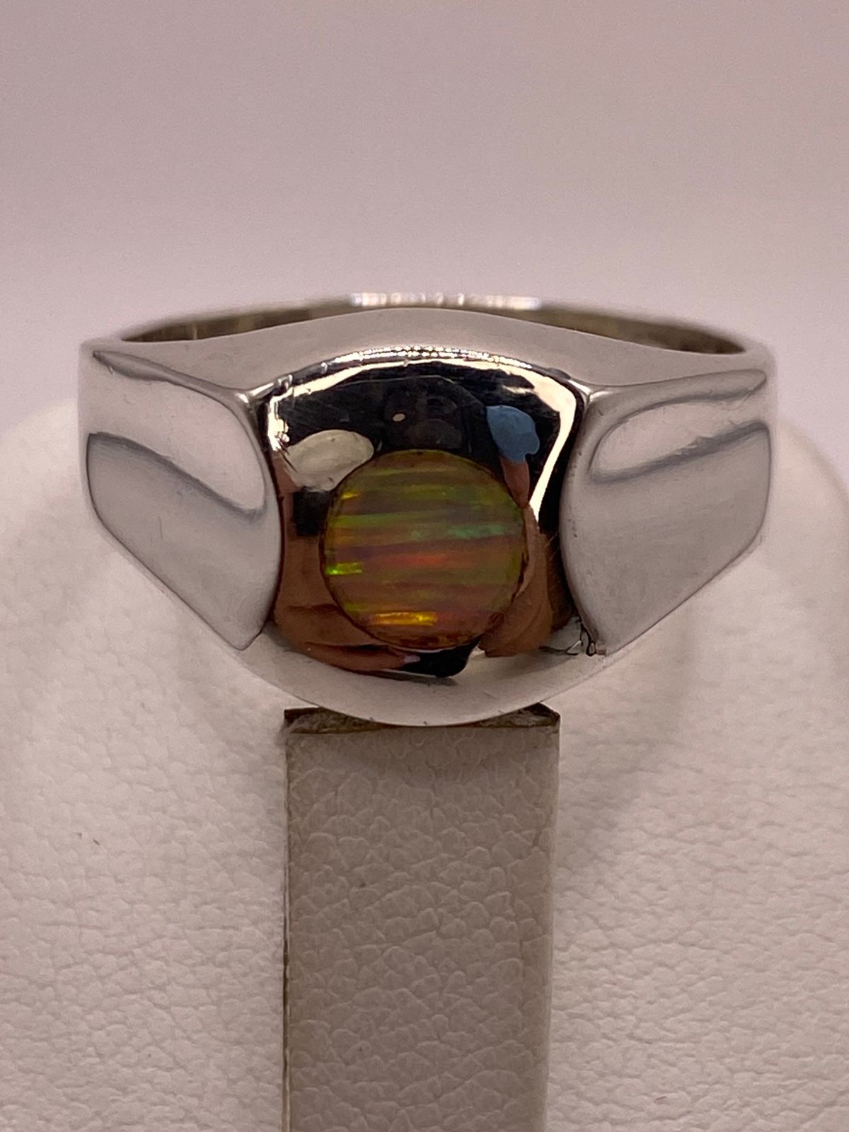Anillo Plata Ley 925 con Ópalo de Fuego Diseño Minimalista Redondo