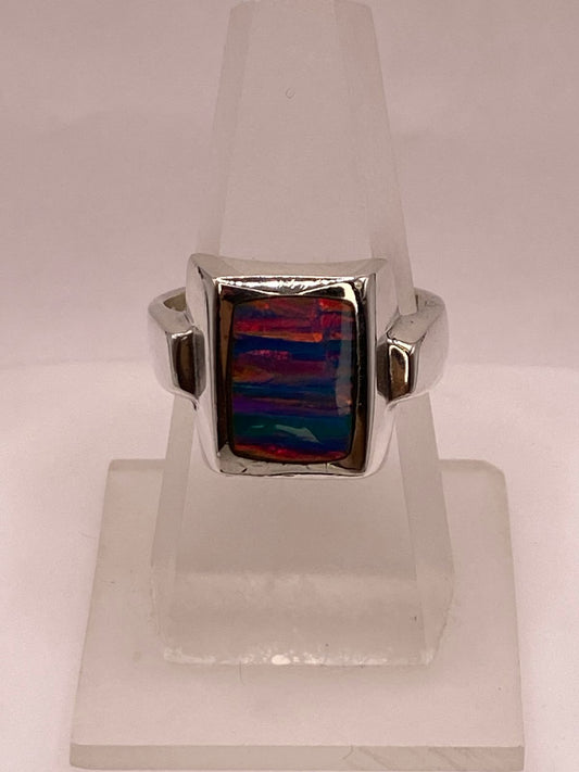 Anillo Plata Ley 925 con Ópalo de Fuego Multicolor Diseño Rectangular Moderno, vista frontal