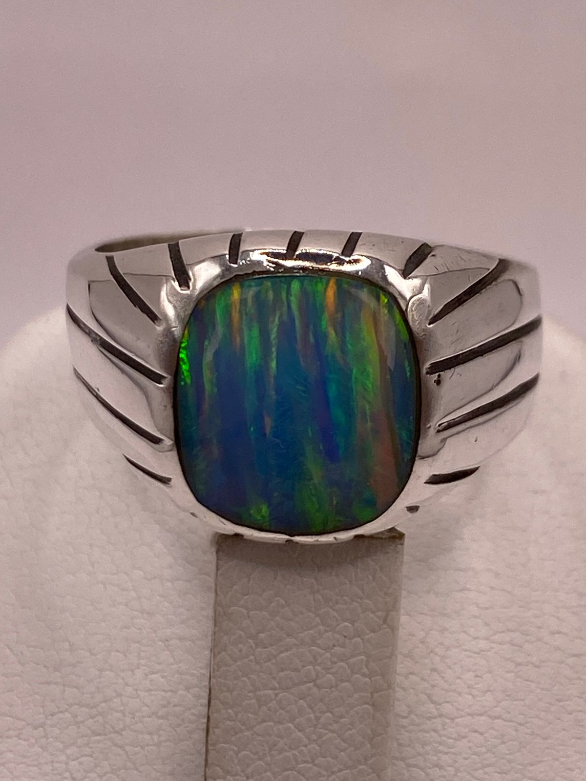 Anillo Plata Ley 925 con Ópalo de Fuego Diseño Moderno con Incrustación