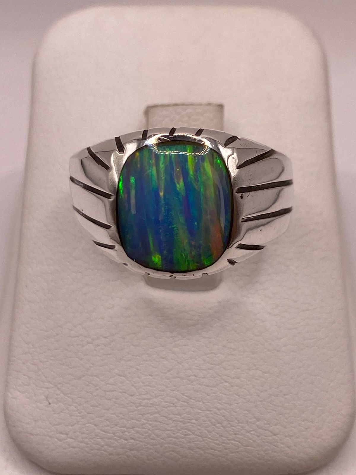 Anillo Plata Ley 925 con Ópalo de Fuego Diseño Moderno con Incrustación
