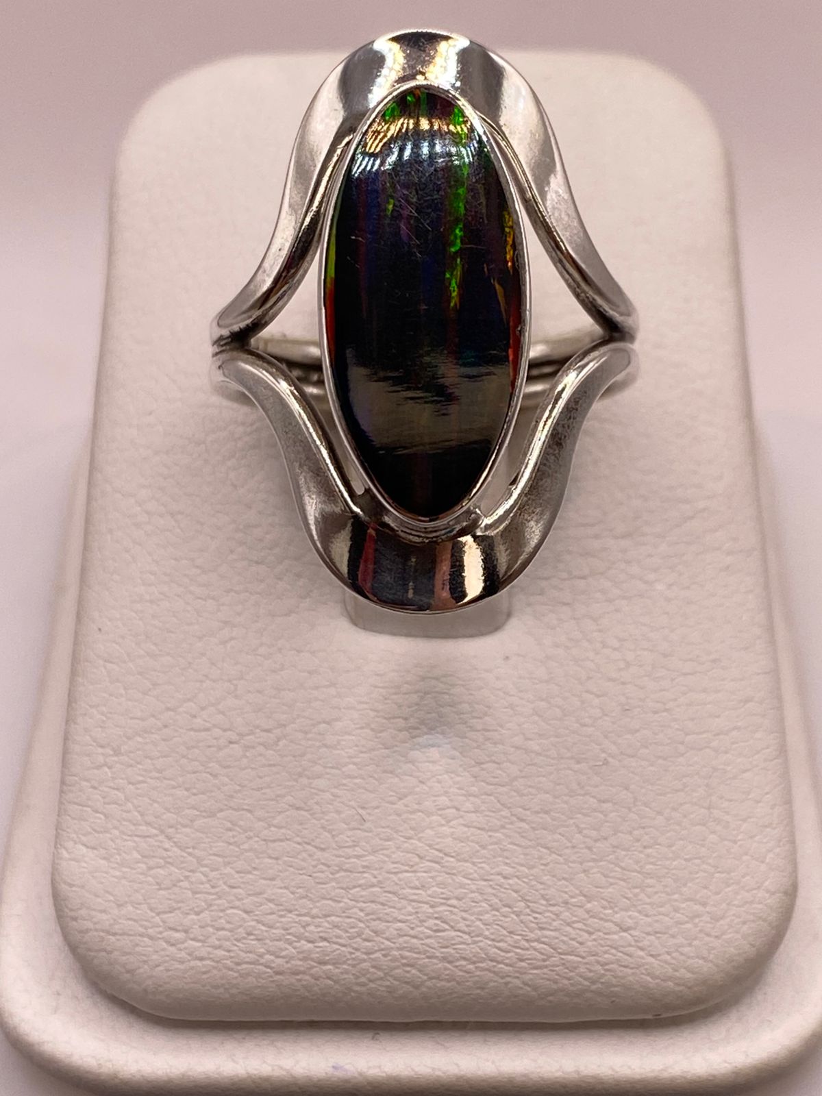 Anillo Plata Ley 925 con Ópalo de Fuego Montura Elegante y Fluida