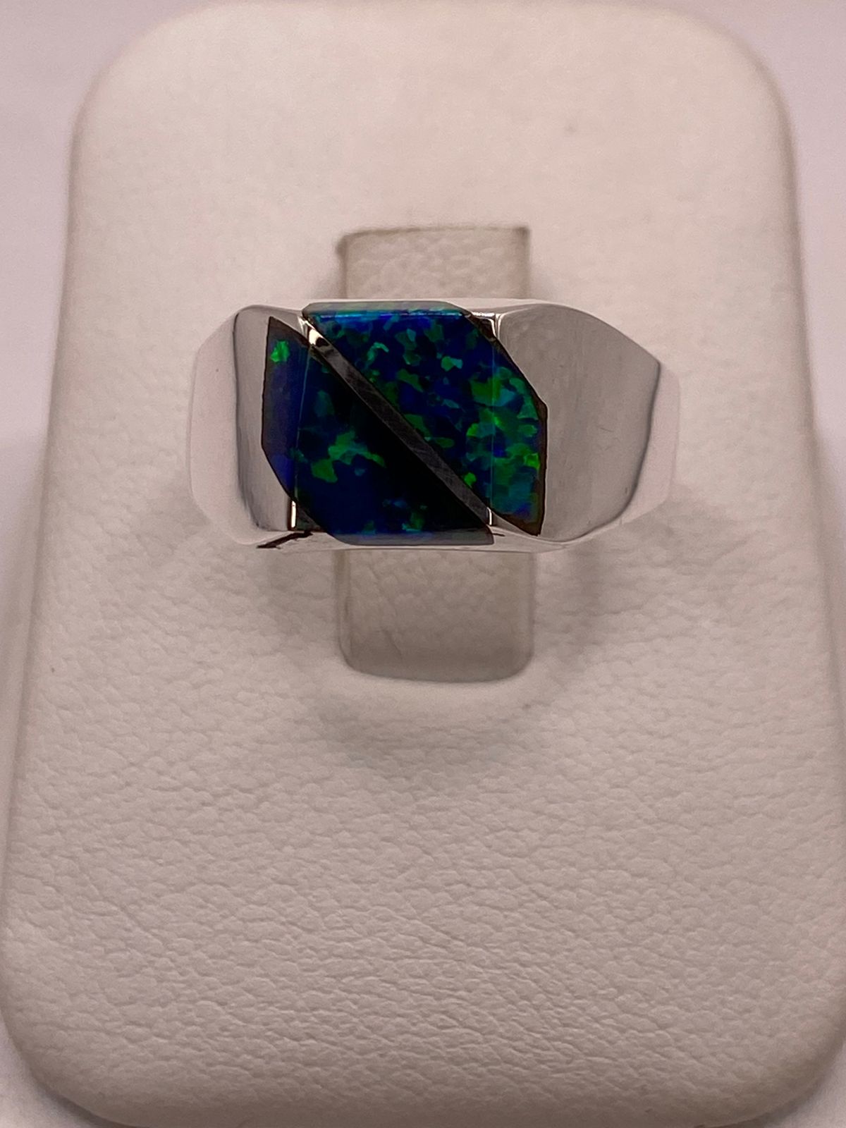 Anillo Plata Ley 950 con Ópalo de Fuego Diseño Moderno con Incrustación