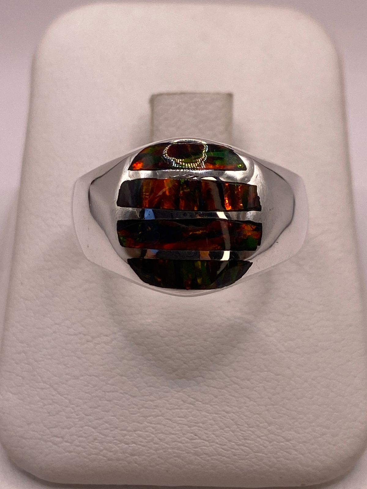 Anillo en Plata Ley 950 con Ópalo de Fuego Diseño Segmentado Artesanal