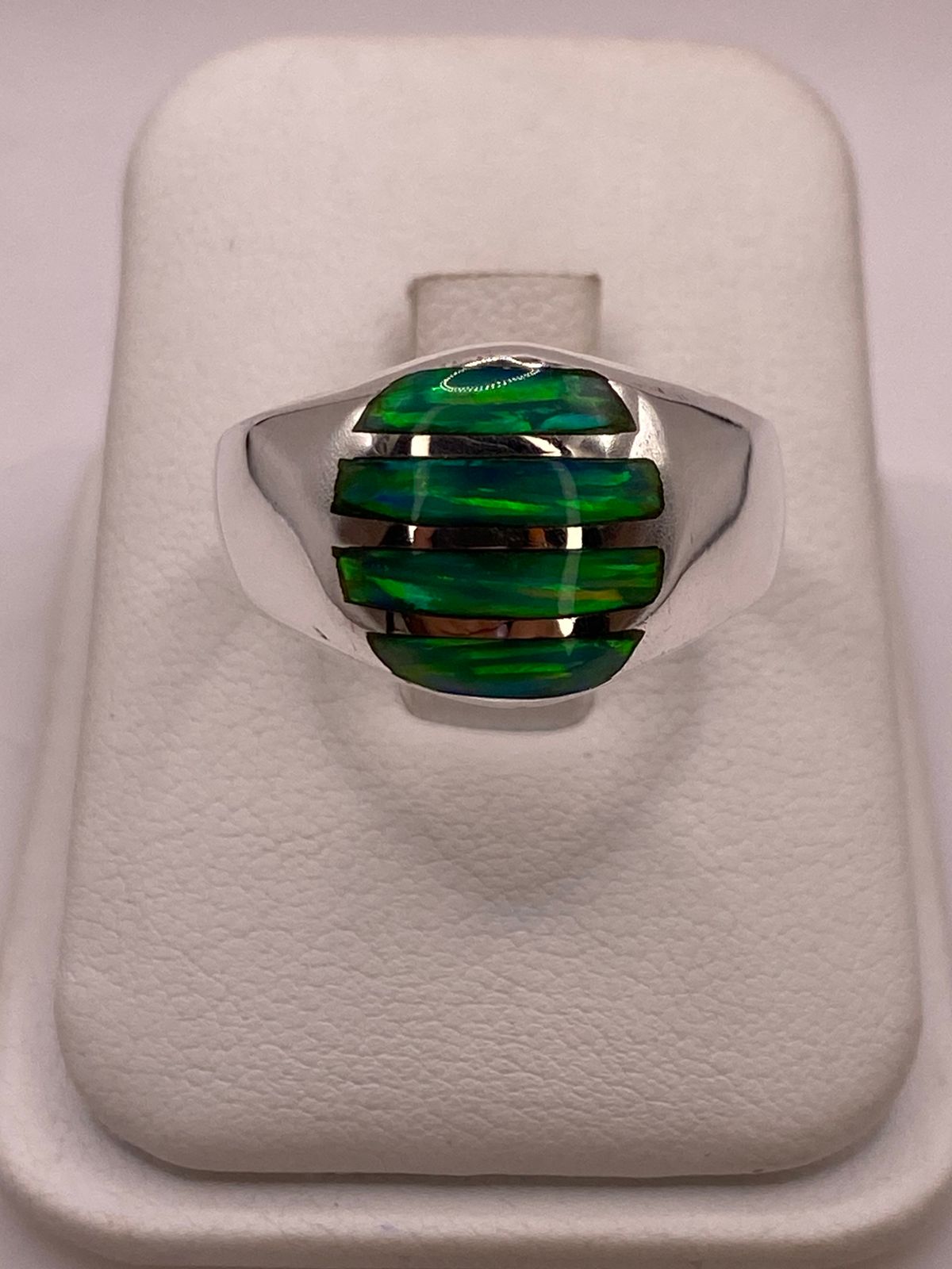 Anillo en Plata Ley 950 con Ópalo de Fuego Diseño Segmentado Moderno
