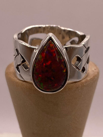 Anillo en Plata Ley 950 con Ópalo de Fuego en Forma de Gota