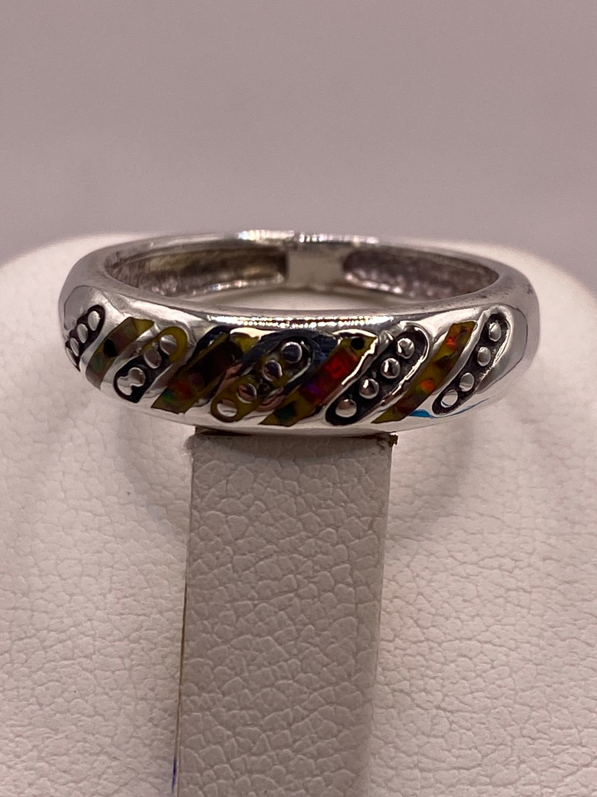 Anillo de Plata Ley 950 con Ópalo de Fuego Multicolor