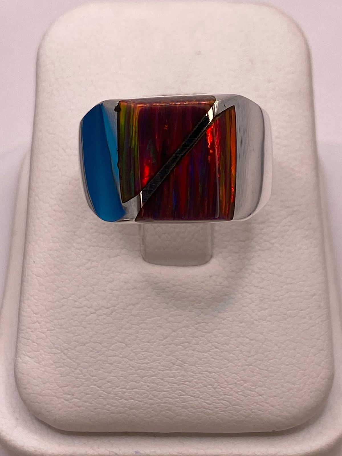Anillo Plata Ley 925 Ópalo de Fueg Diseño Moderno con Incrustación Diagonal