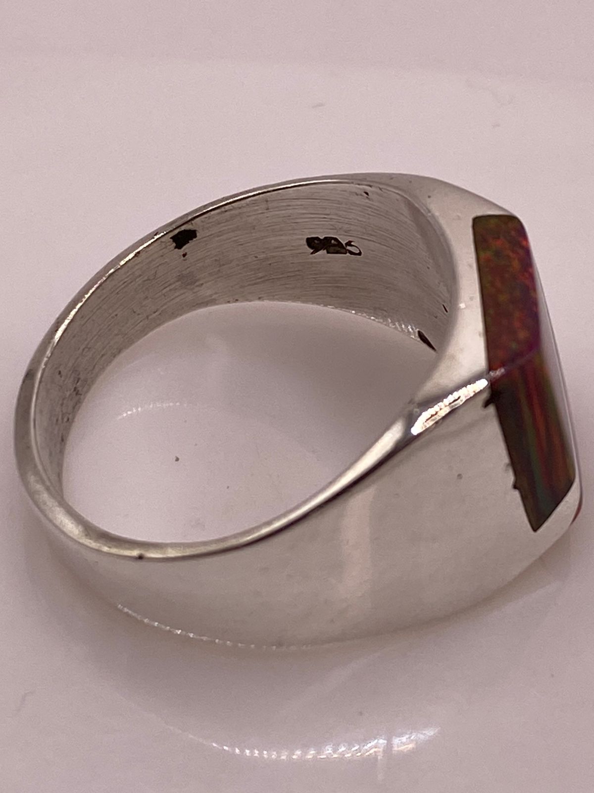 Anillo Plata Ley 925 Ópalo de Fueg Diseño Moderno con Incrustación Diagonal