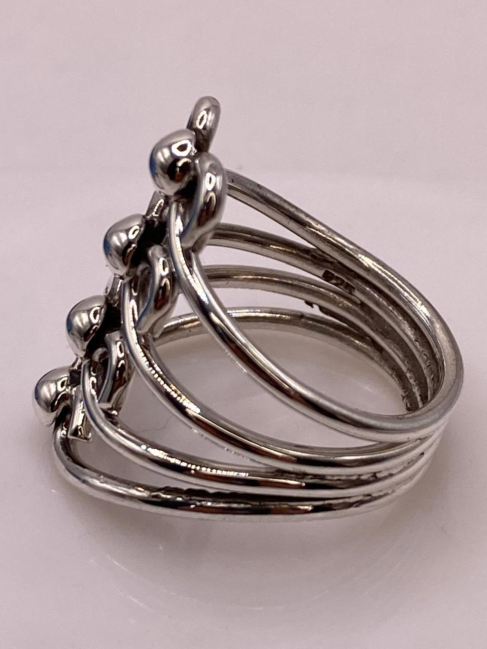 Anillo de Plata .925 Diseño Escalonado con Esferas