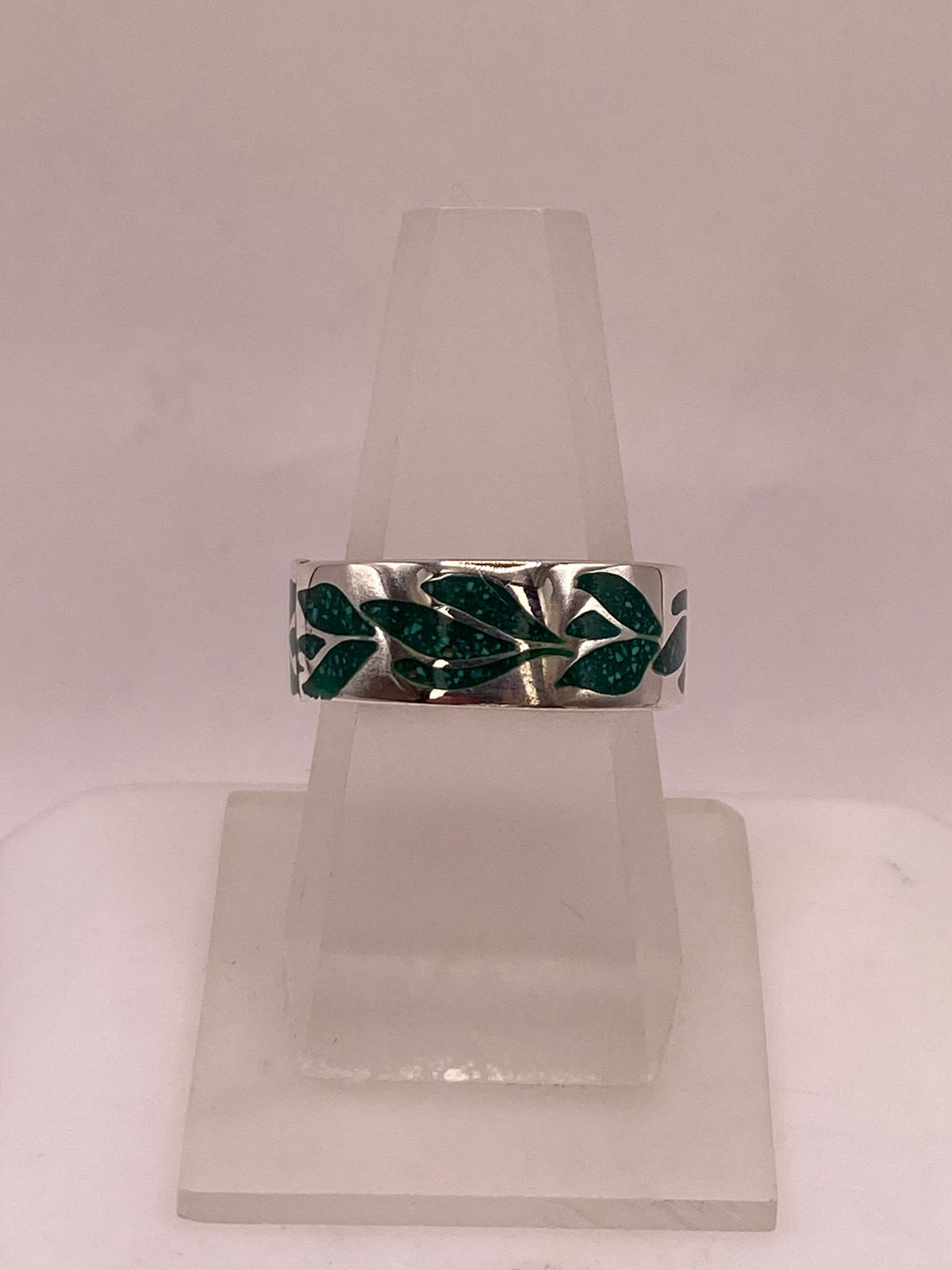 🌿 Anillo de Plata .925 con Diseño de Hojas y Motivo Floral