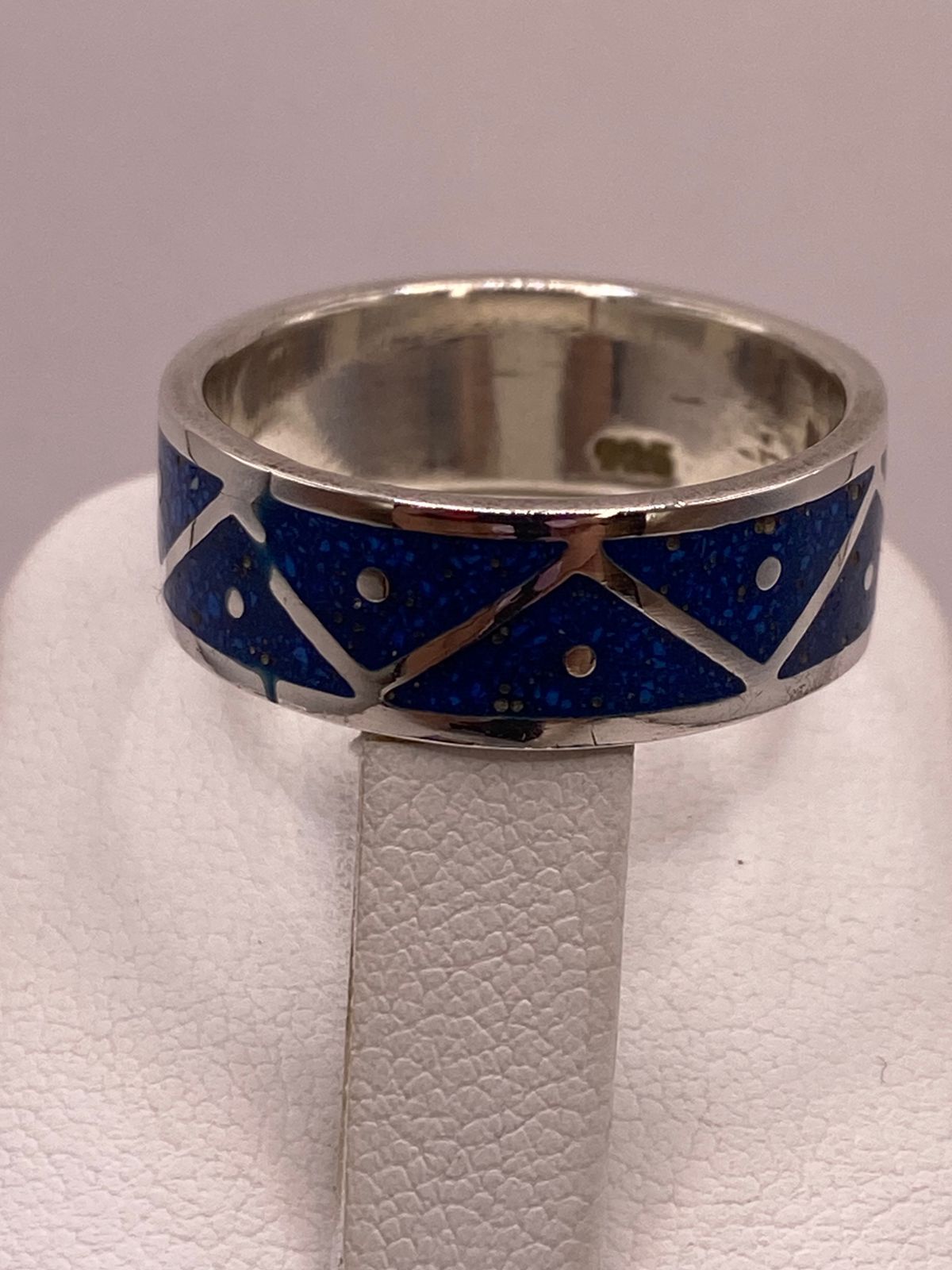 Anillo de Plata .925 con Lapislázuli – Diseño Geométrico