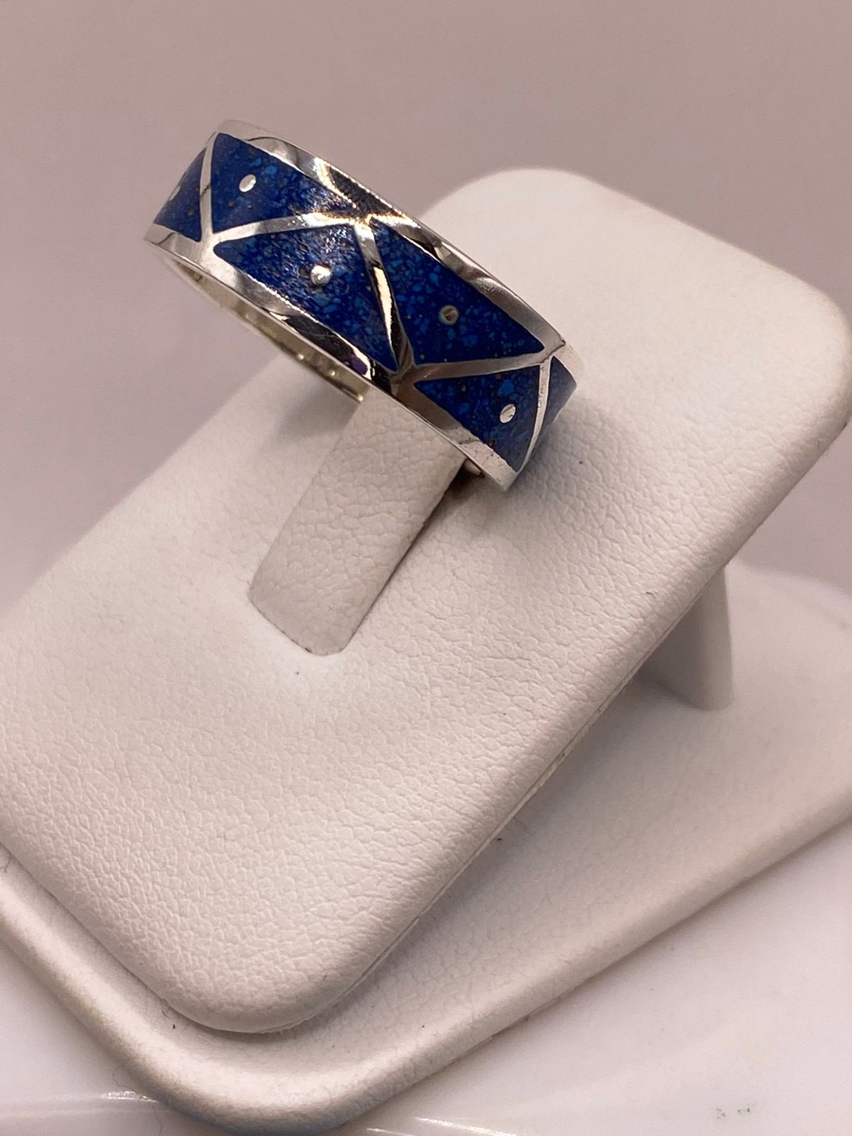 Anillo de Plata .925 con Lapislázuli – Diseño Geométrico