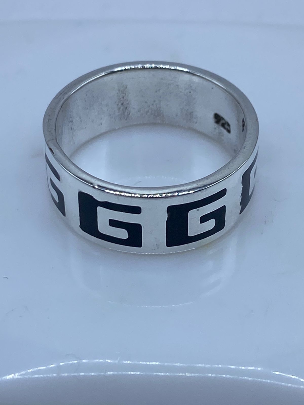 Anillo de Plata .925 con Ónix y Greca Clásica