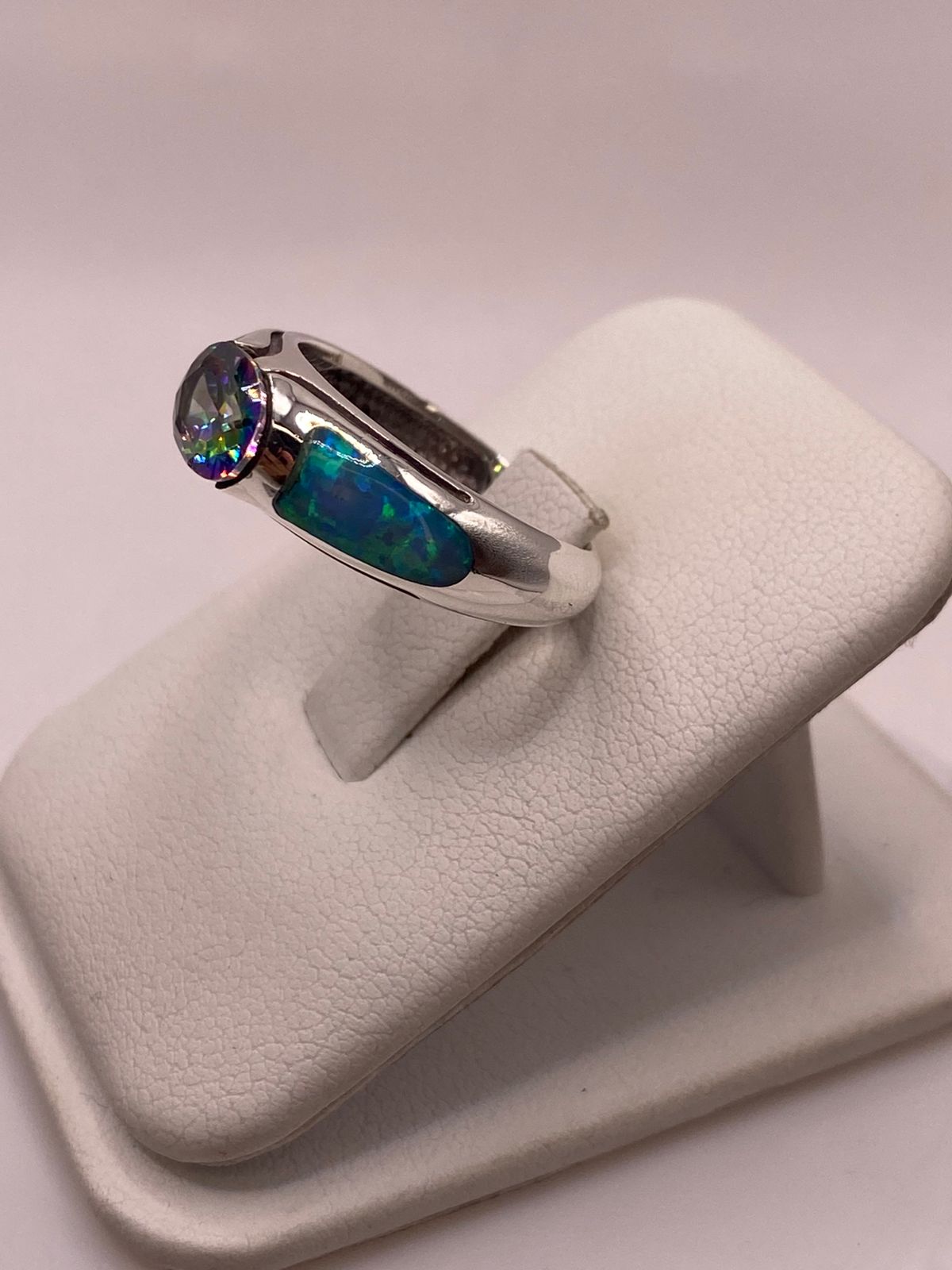 💎 Anillo de Plata .950 con Ópalo de Fuego y Zirconia Multicolor Diseño Elegante