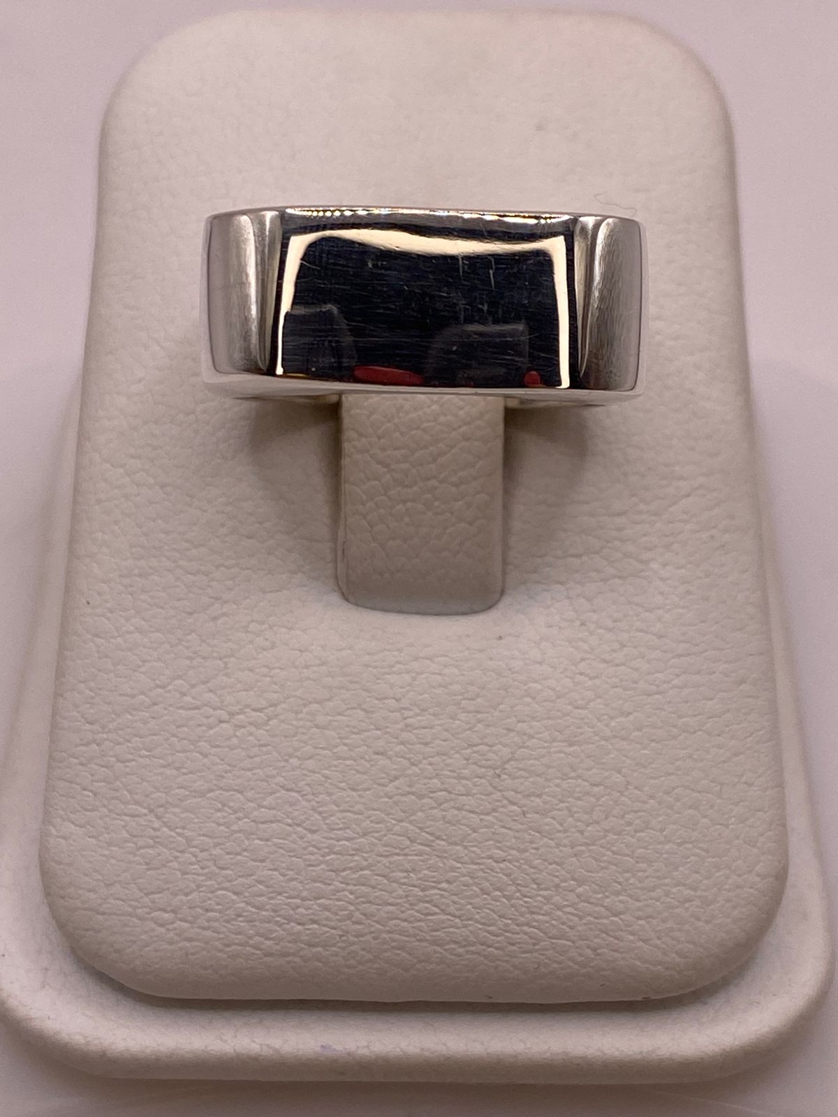 Anillo Sello Cuadrado Minimalista de Plata Ley .925