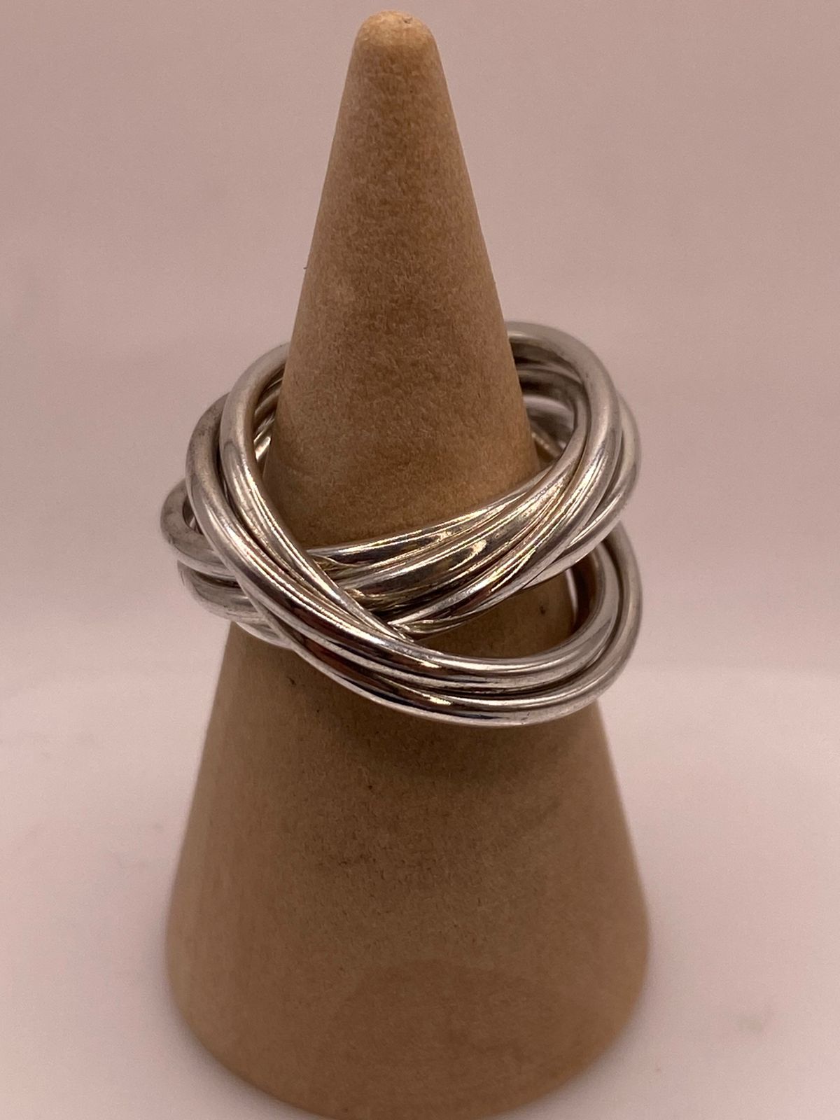 Anillo Semanario de 7 Aros Entrelazados en Plata .925