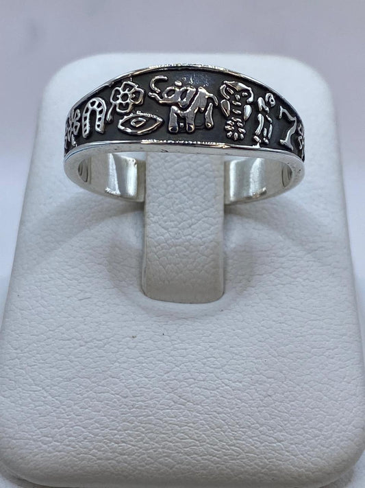 Anillo Símbolos de la Suerte en Plata .925