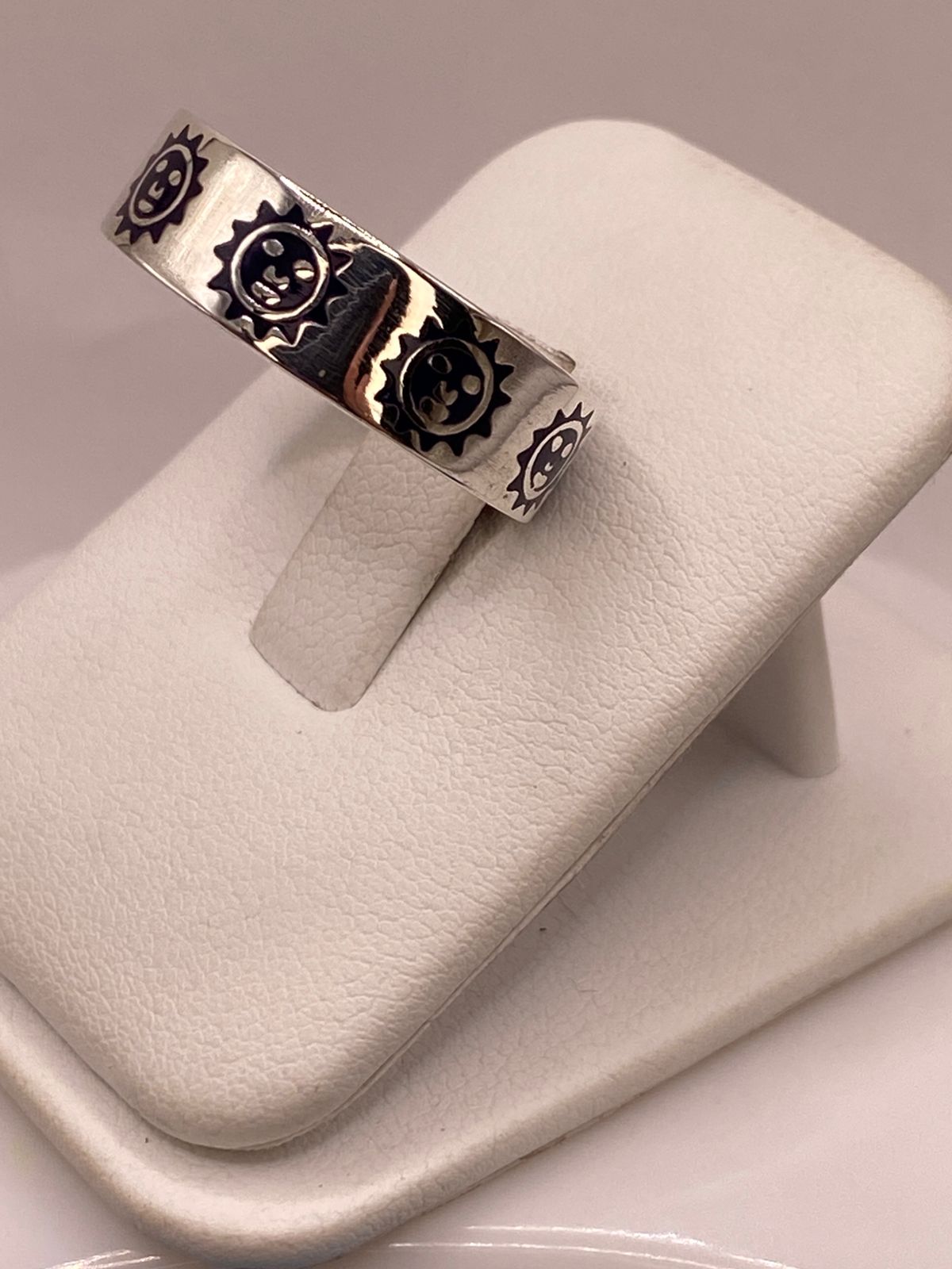 ☀️ Anillo Sol Sonriente de Plata .925