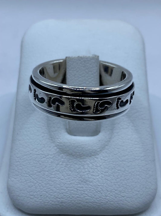 Anillo Spinner de Plata .925 con Diseño de Huellas