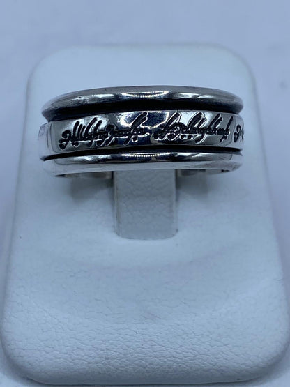 Anillo Spinner de Plata .925 con Inscripción Estilo Élfico, vista frontal