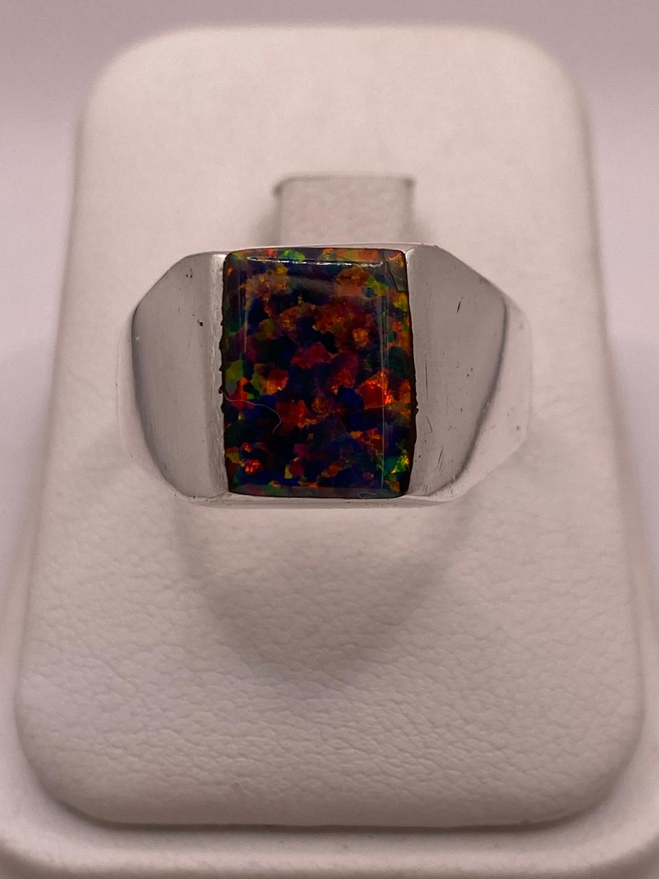 Anillo Tipo Sello con Ópalo de Fuego en Plata .925