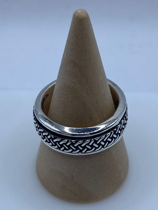 💍✨ Anillo Trenzado de Plata 925 con Diseño Entrelazado