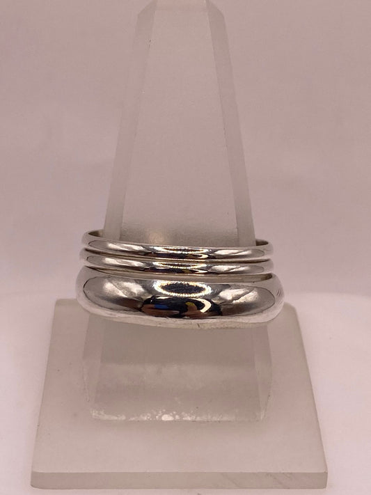 Anillo Triple Entrelazado de Argollas Lisas en Plata .925, vista frontal