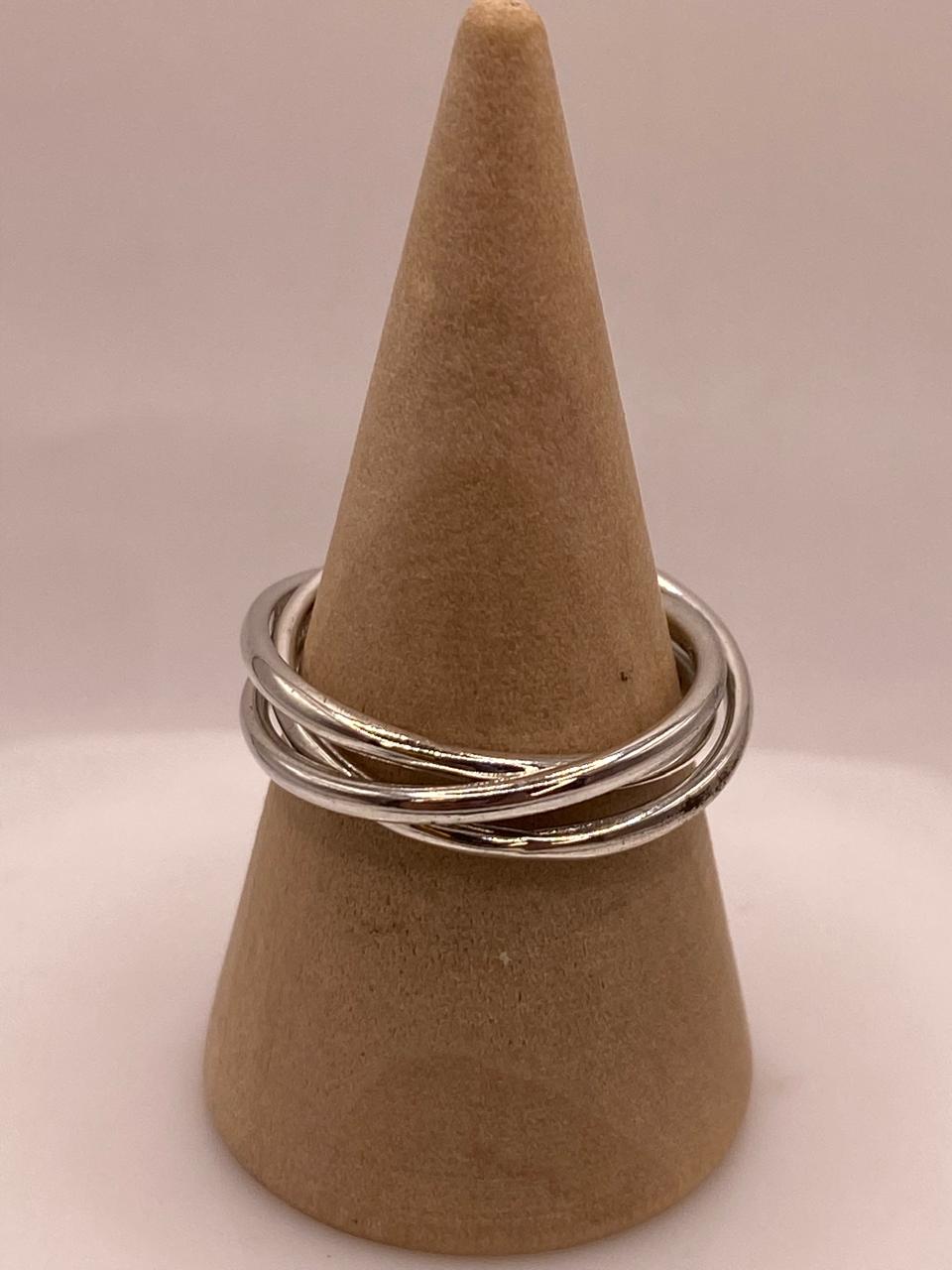 Anillo Triple Entrelazado “fin de Semana” en Plata .925