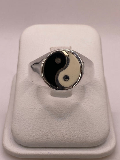 Anillo Yin Yang en Plata .925, sello de autenticidad Plata Ley .925